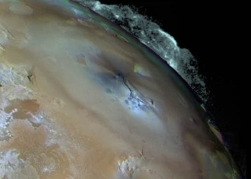 Volcán Pele en Io
